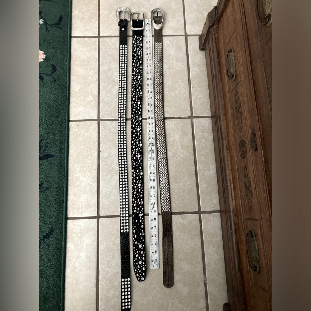 Lot of 3 ladies belts
